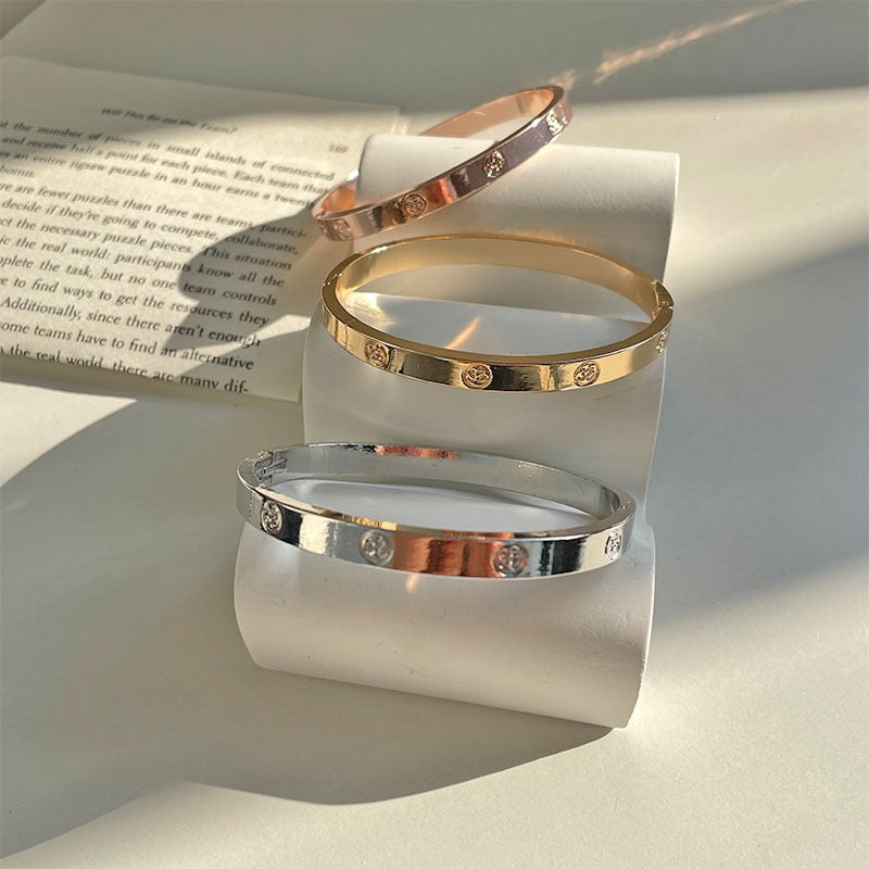 Klassisches Armband