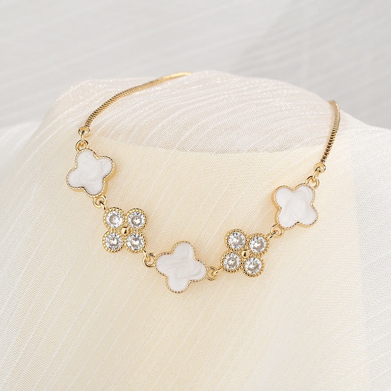 Blüten Armband