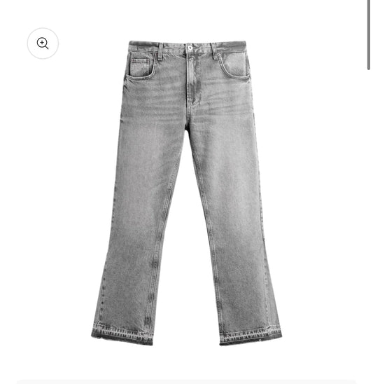 Basic Flared Jeans